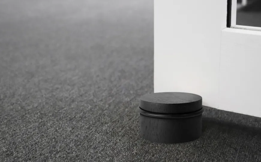 Dørstopper fritstående Ø76 mm sort eg