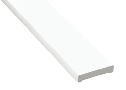 Indfatning glat plast hvid - 14 x 65 x 2200 mm