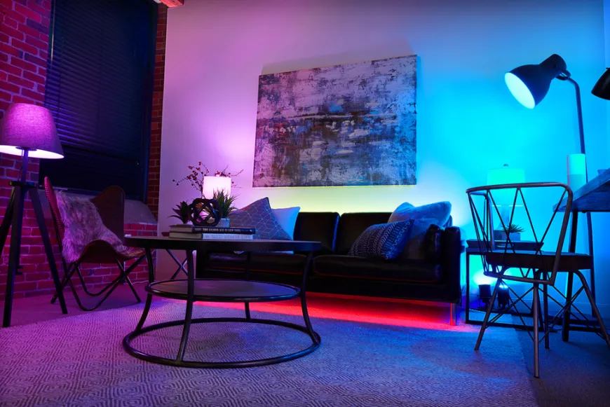 LEDVANCE SMART+ standard pære RGBW E27 9 W