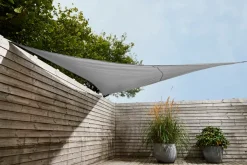 Solsejl Bari trekantet 3,6 x 3,6 x 3,6 meter - Sunlife®